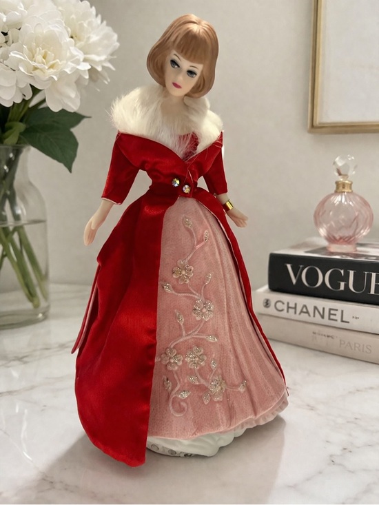 Barbie Other - Vintage Ensco Barbie “From Barbie With Love” 1969 Music Box 🎶 Silver Bells